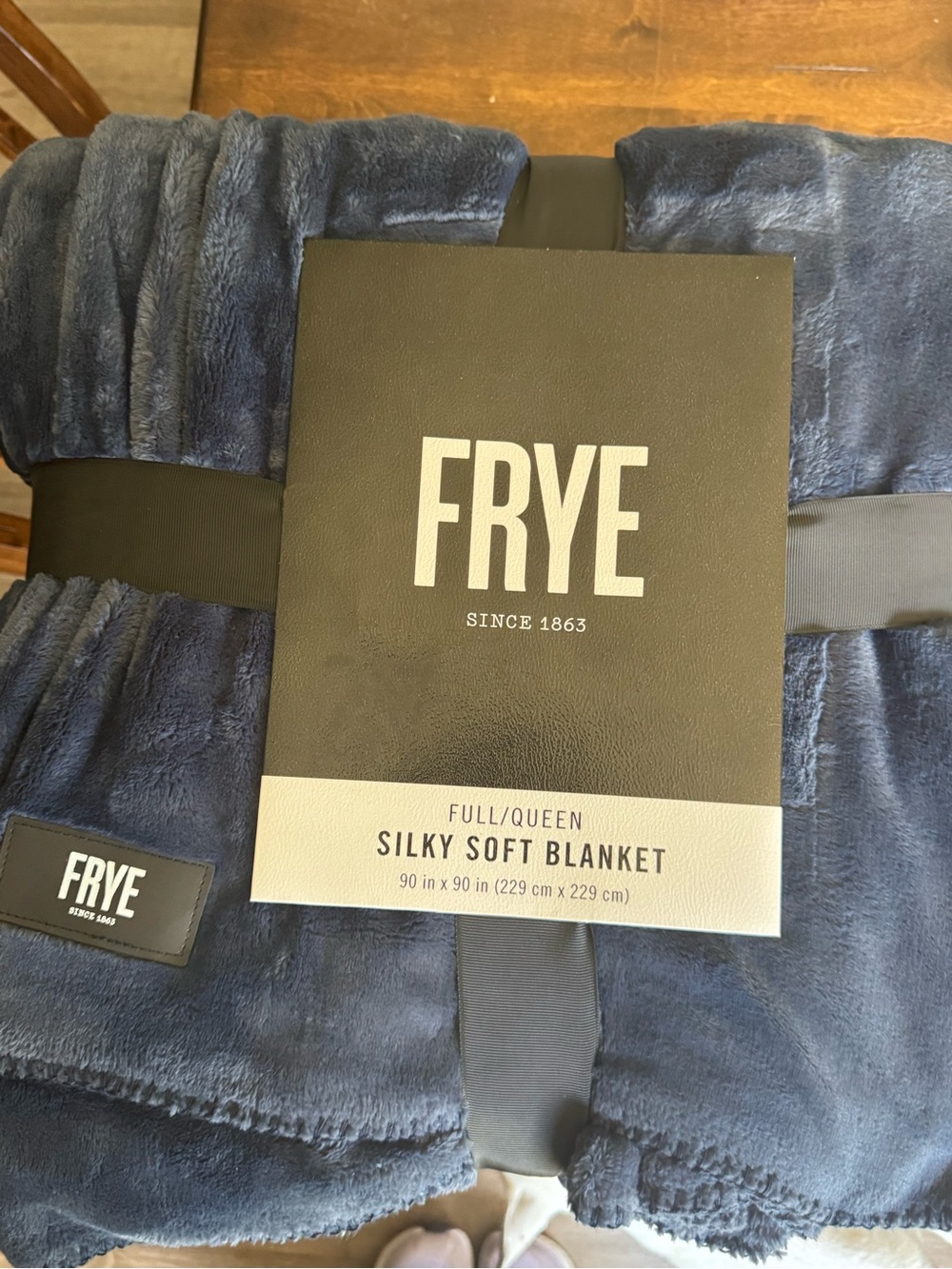 Frye Plush Silky Soft Blanket in Deep Navy
